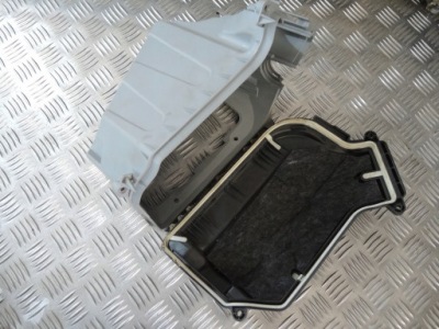 Audi a8 s8 коробка предохранителей 8ki9073613c фото №1