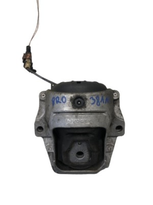 Кронштейн подушка двигуна audi q5 8r0199381n фото №1
