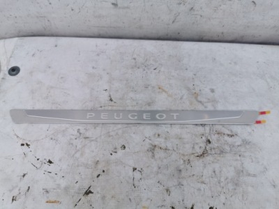 Хром logo молдинг правый перед peugeot 508 ii фото №1