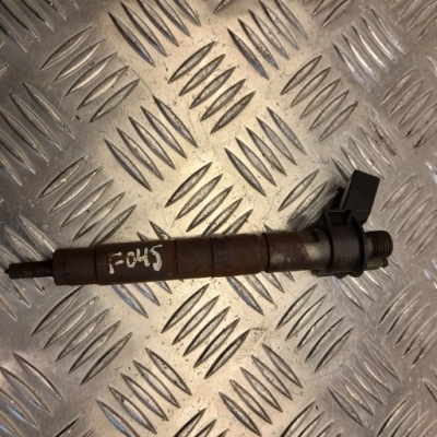 Инжектор bmw 3 2010 8508153 фото №1