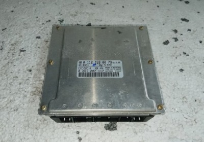 Бортовой компьютер двигателя mercedes-benz a1121530079 фото №1