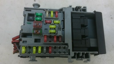 Коробка предохранителей opel insignia b 13222786 фото №1