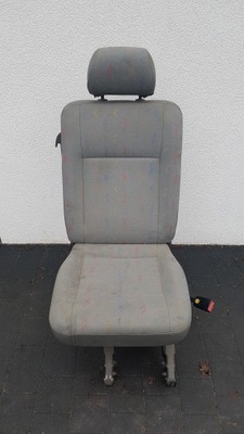 Сидіння пасажира vw transporter t5 caravella 2 ряд правий фото №1