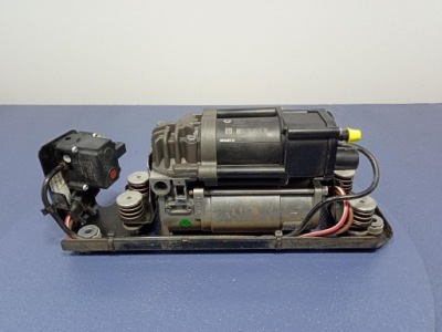 Bmw 5 f11 f10 компресор повітря підвіска 6789450 фото №1