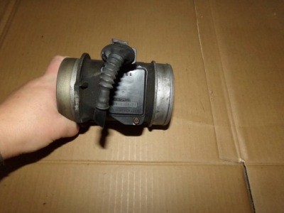 Расходомер 059906461d a6 c5 a4 b5 passat b5 2.5 tdi фото №1