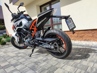 KTM Duke 125