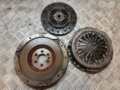Зчеплення диск притиск комплект peugeot 2008 1.2 фото №1