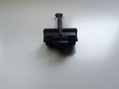 2017 alfa romeo giulia ограничитель дверь передних 952a134 фото №1