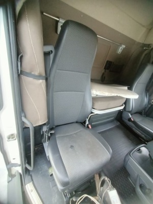 Сиденье пассажира правый scania r пневматический фото №1