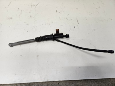 Opel crossland x насос сцепления psa 9812924680 цилиндр сцепления фото №1