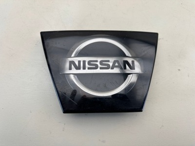 NISSAN MICRA 5 V K14 16-22R EMBLEMA INSIGNIA LOGOTIPO DE PARAGOLPES PARTE DELANTERA PARTE DELANTERA  