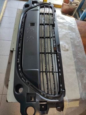 Решётка радиатора gryl peugeot 301 13- 9676946780 nowa фото №1