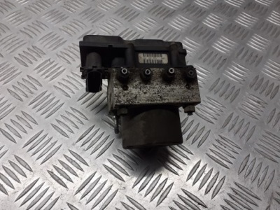 Насос abs renault clio ii 1.2 8200229137 фото №1