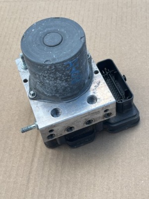 Насос abs mercedes v-klasa w447 a4479009301 фото №1