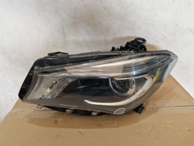 Левое  фара mercedes cla a1179065100 фото №1