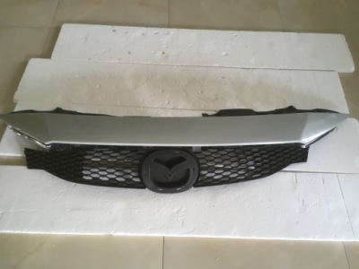Mazda mx30 козирок носик решітка радіатора k3006 фото №1