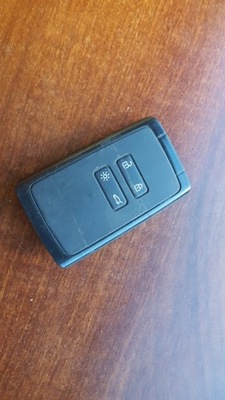 Renault zoe ключ pilot фото №1