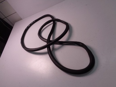 Прокладка дверь правый задняя skoda kodiaq 2022 rok фото №1