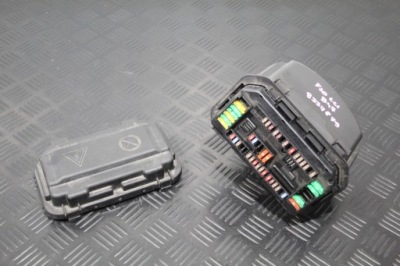 Коробка запобіжників корпус bmw 1 f20 lift 9337879 фото №1