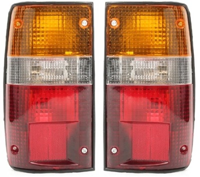 Плафоны лампа задних комплект l+p toyota hilux фото №1