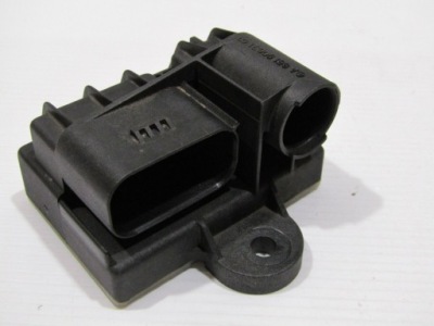 Mercedes w172 r172 2.2 реле свеча накаливания a6519003103 фото №1