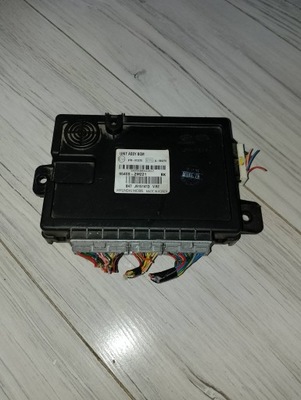 Модуль bcm hyundai genesis 95400-2m221 фото №1