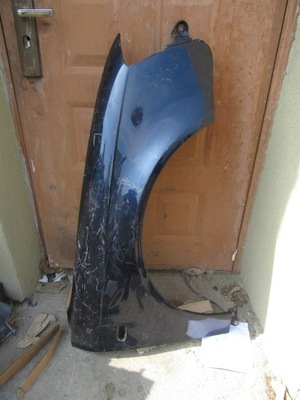 Audi a4 b7 крила правий перед фото №1