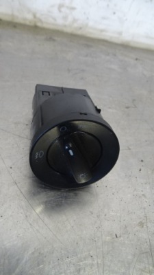 Перемикач світла volkswagen new beetle 2.0 фото №1