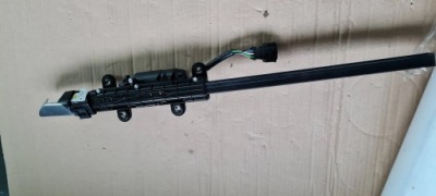 A5 8w podajnik поперечина регулировка левый перед 8w6857759 фото №1