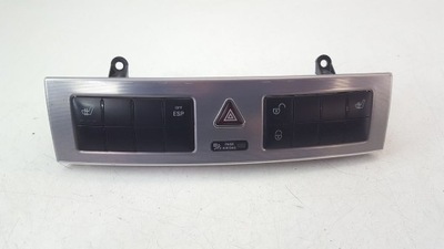 Панель керування mercedes w203 1,8 фото №1