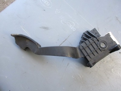 Потенциометр газа corsa d 13305804 фото №1