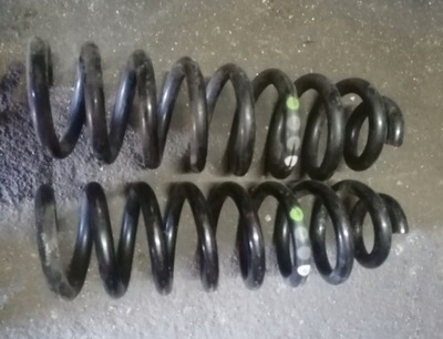 Mercedes c-klasa w205 пружина задня задня фото №1