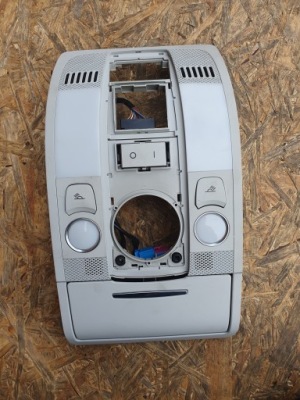 Лампа освітлення кабіни audi a6 c6 4f0947135bp фото №1