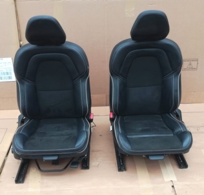 Volvo xc60 ii сидіння заднє сидіння обшивки тунель r-design стан bdb комплект фото №1