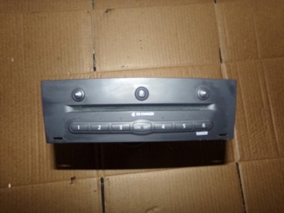 Чейнджер дисків cd 8200084437 megane ii фото №1