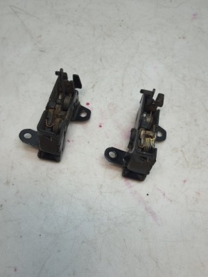 Замок капот mercedes w212 w207 a2128800160 фото №1