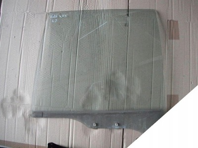 Mazda 626 kombi 97-02 скло ліва задня задня велика фото №1