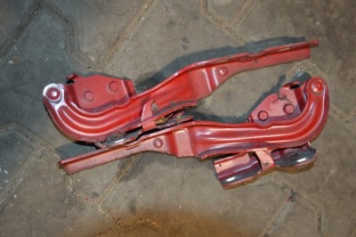 Alfa giulietta петли капот l+p фото №1