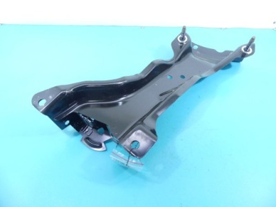 Кронштейн амортизатора задняя левая discovery sport фото №1