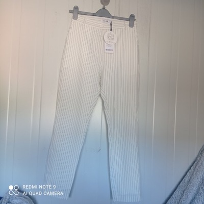 Spodnie Nowe Na -KD eleganckie białe