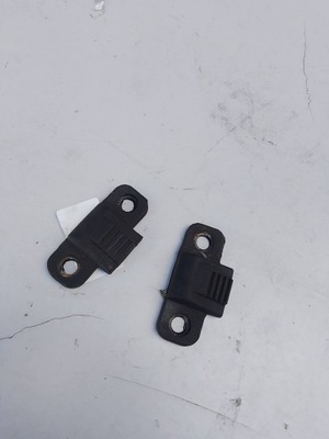 Maserati levante відбійник кришки багажника задня фото №1