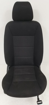 Сидіння пасажира правий перед mercedes w245 фото №1