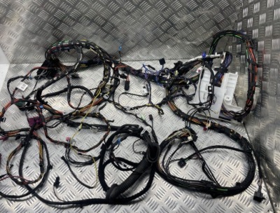 Bmw x3 f25 джгут трубопровід озвучення harman kardon фото №1