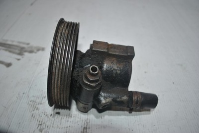 Насос підсилювача dacia logan 8200575303 фото №1