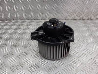 Вентилятор обдув toyota yaris i 194000-0821 фото №1