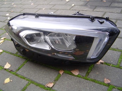 - MERCEDES A-KLASA - A1779062800 - LED. --DEŠINIOJI 