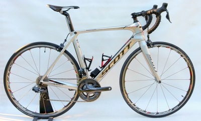 Rower szosowy SCOTT FOIL 15, ULTEGRA Di2 carbon 7,6kg.