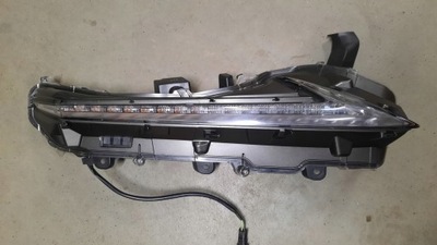 Lexus nx 300h лампа денна права динамічна фото №1