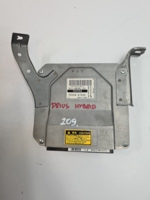 Toyota prius 1.5 бортовий комп'ютер 89540-47080 фото №1