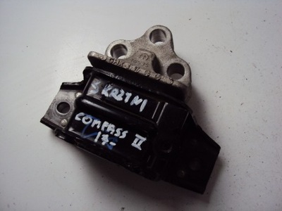 Подушка коробки jeep compass ii 2017- фото №1